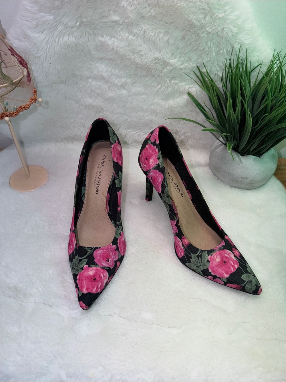 Christian Siriano Black Pointed-Toe Pumps Pink Rose Print 🌹 Gorgeous Condition